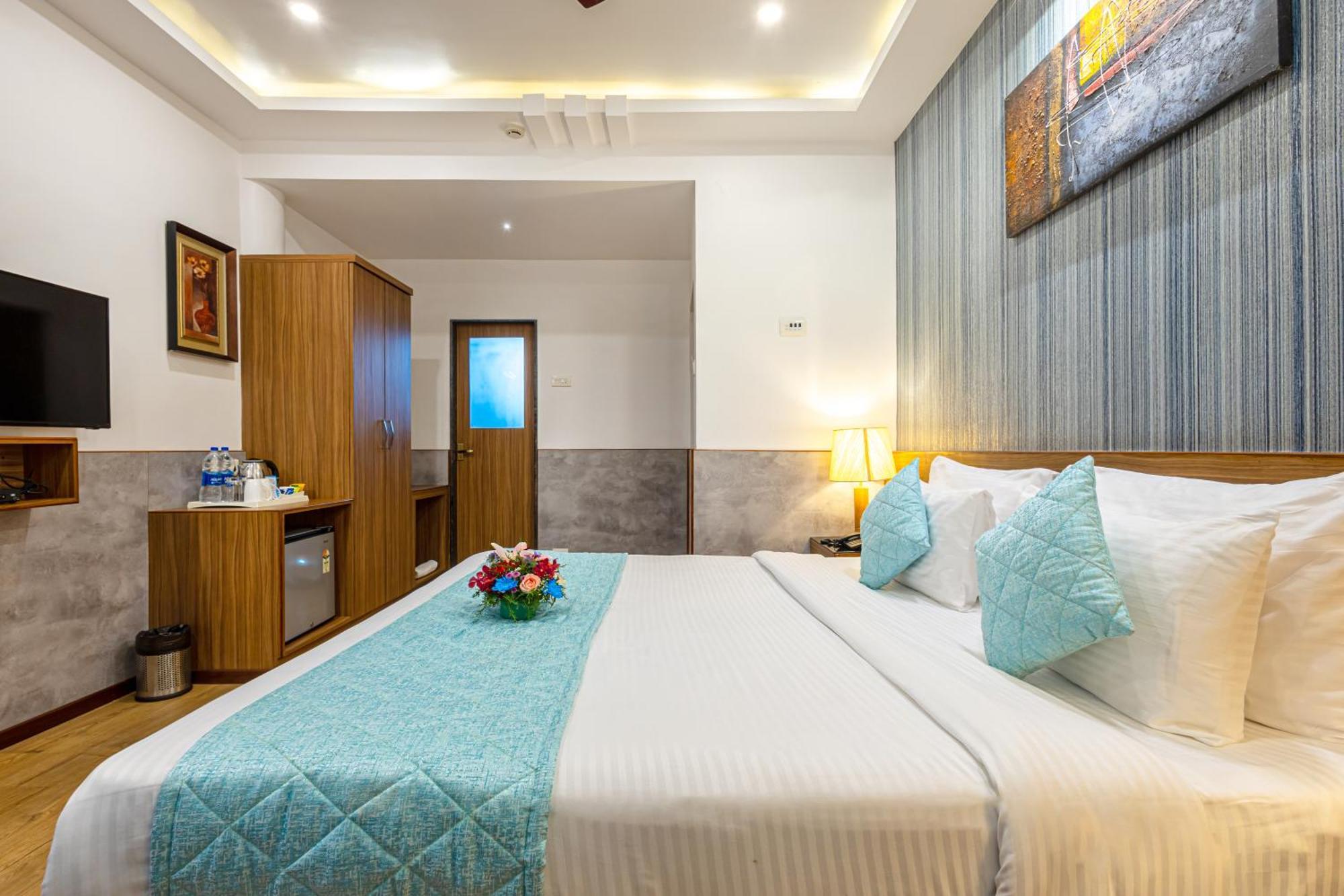 Salcete Beach Resort Колва Екстериор снимка
