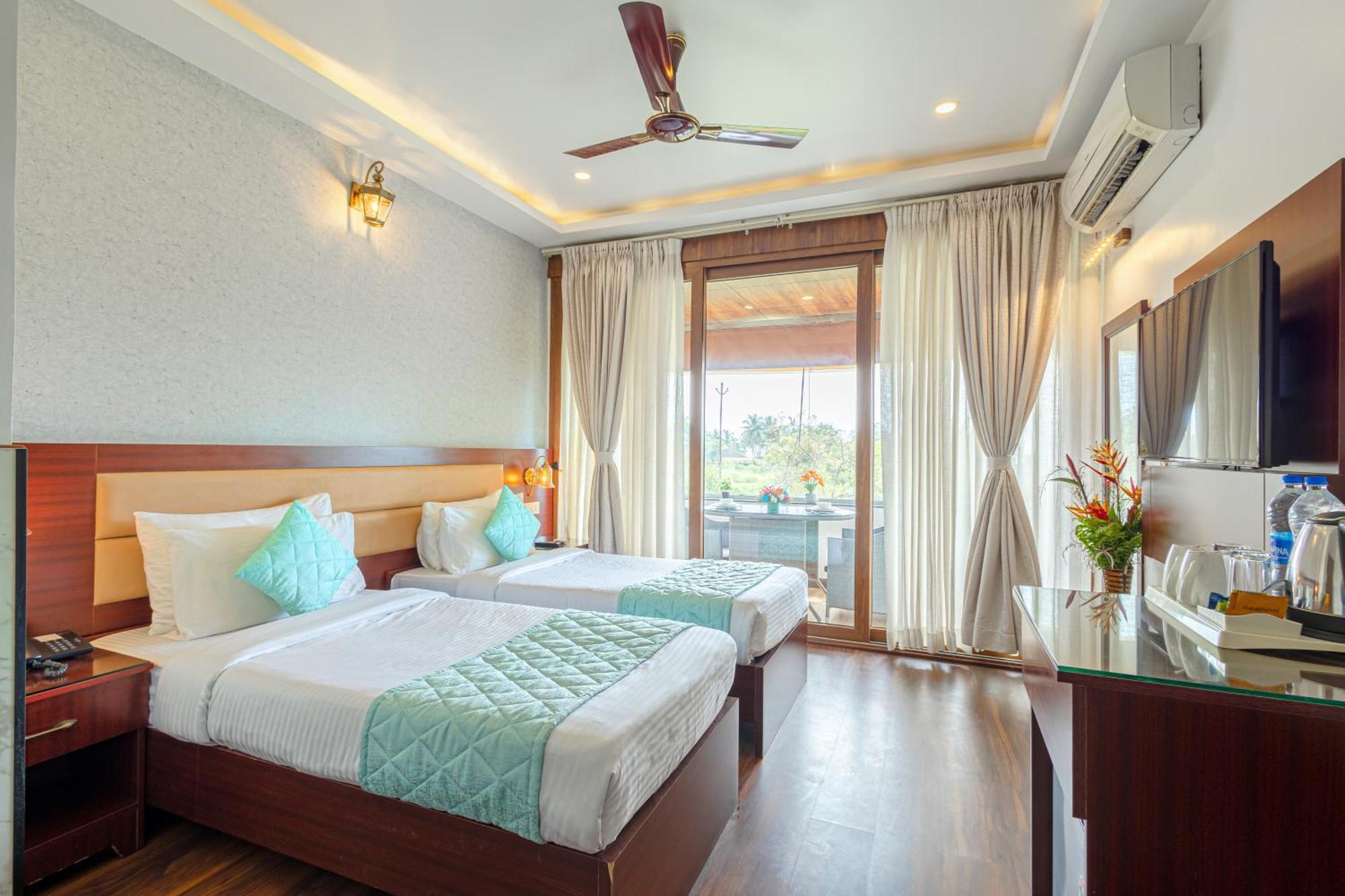 Salcete Beach Resort Колва Екстериор снимка