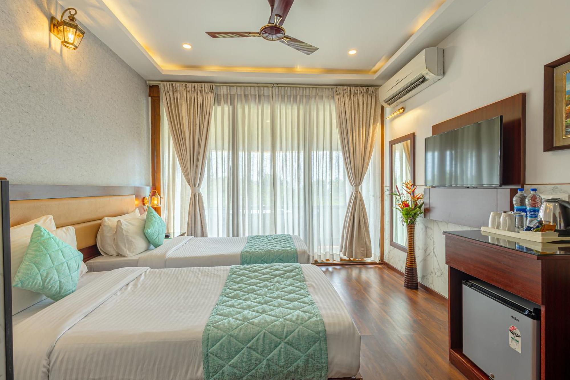Salcete Beach Resort Колва Екстериор снимка