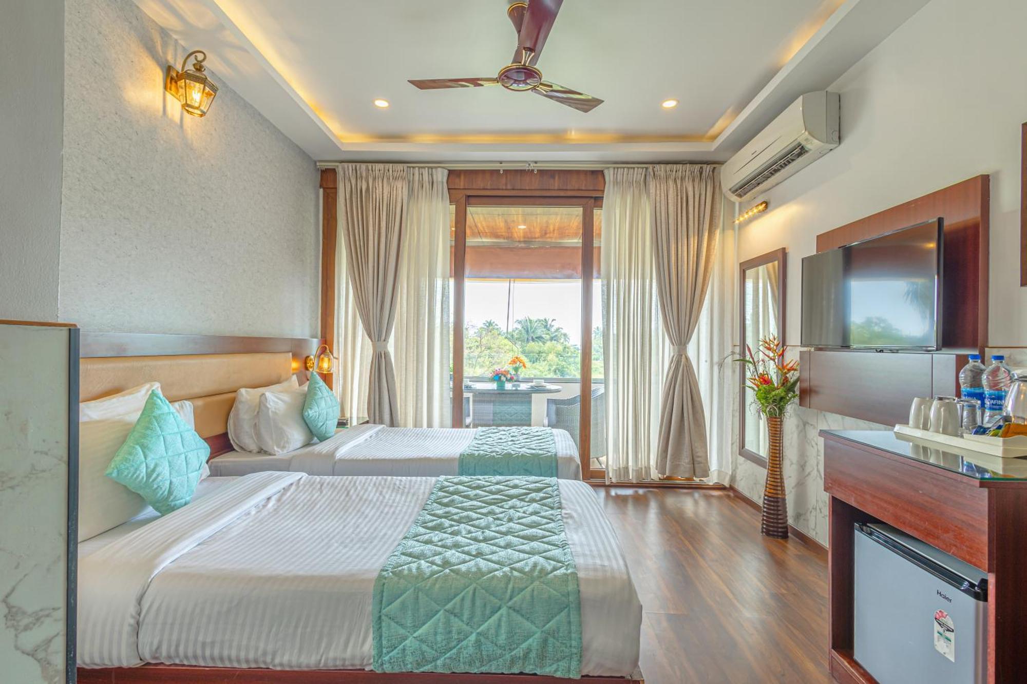Salcete Beach Resort Колва Екстериор снимка